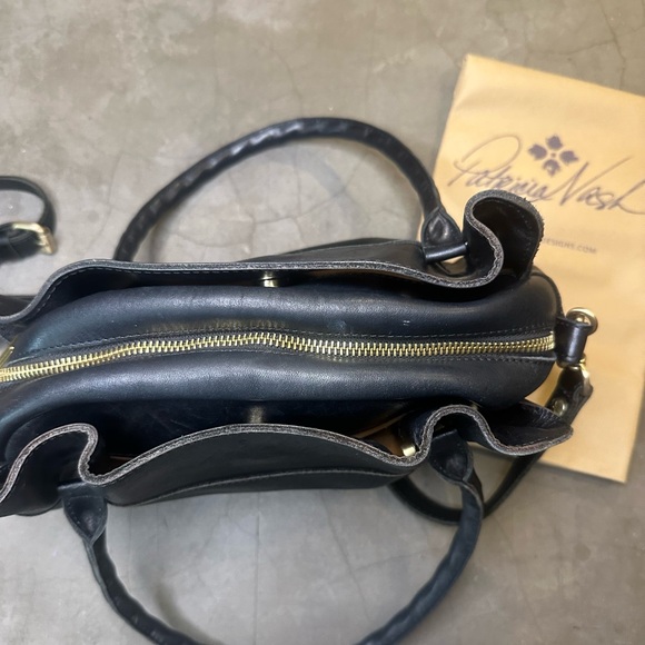 Patricia Nash Black Leather Heritage Collection Ashford Handbag/Crossbody - Picture 5 of 9